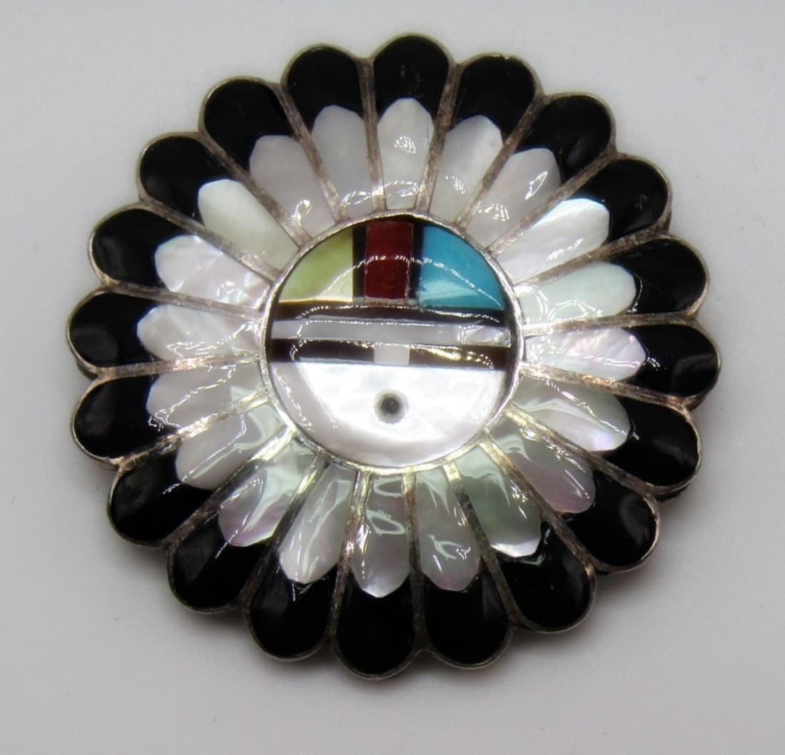 Verdel and Esther Niiha Zuni Indian (1 of 2)