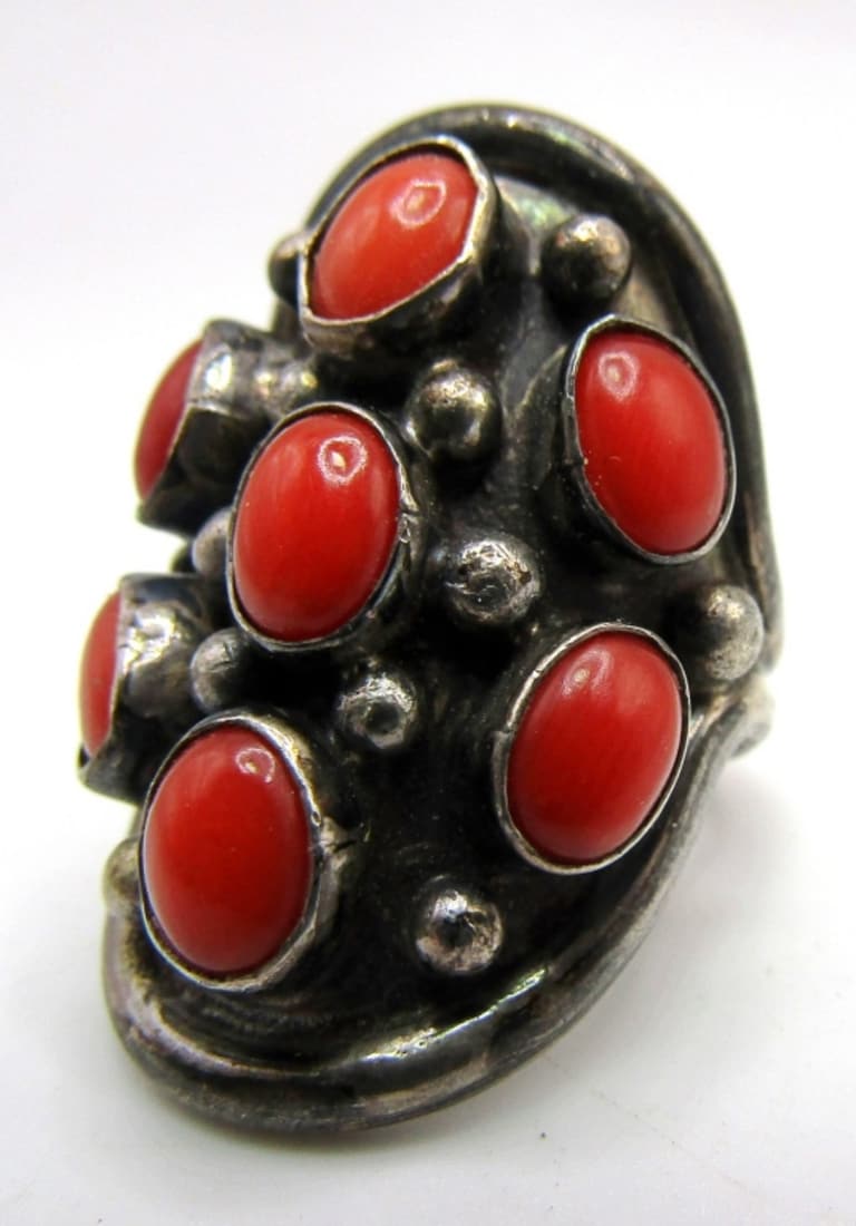 CABOCHON CORAL SOUTHWEST STERLING RING (1 of 4)