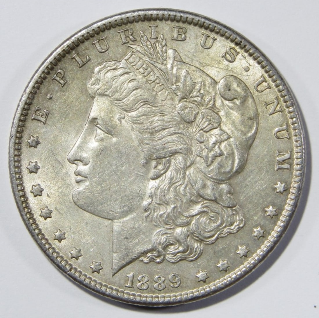 1889 MORGAN DOLLAR BU (1 of 2)