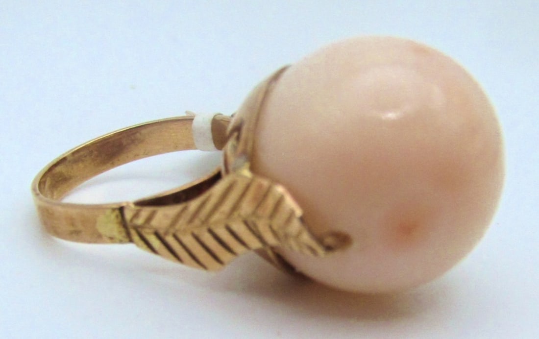 14k GOLD MODERNIST RING w/LARGE BALL STONE (1 of 4)
