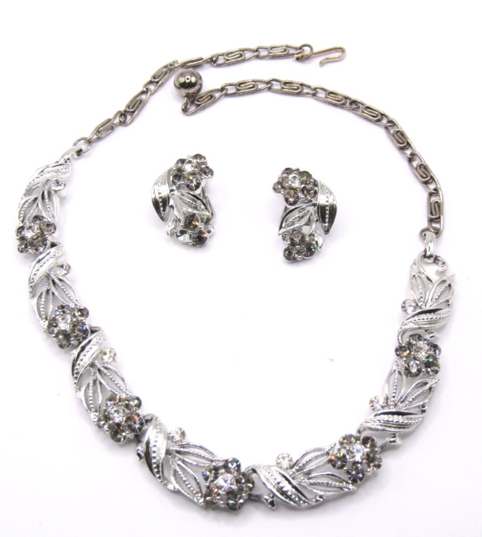 LISNER CLEAR RHINESTONE SILVER TONE LEAF CHOKER & (1 of 8)