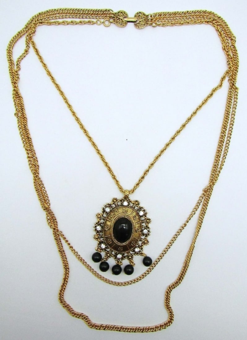 LAYERED BLACK ONYX & CLEAR STONE PENDANT NECKLACE (1 of 4)