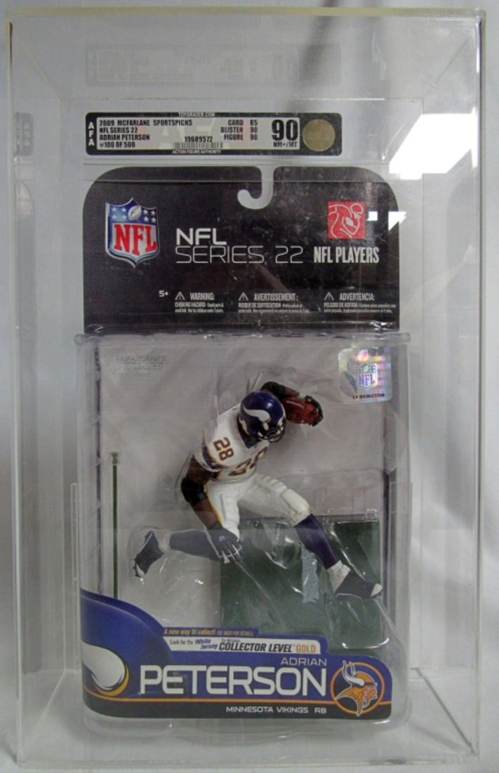 2009 MCFARLANE ADRIAN PETERSON AFA 90NM+/MT (1 of 7)
