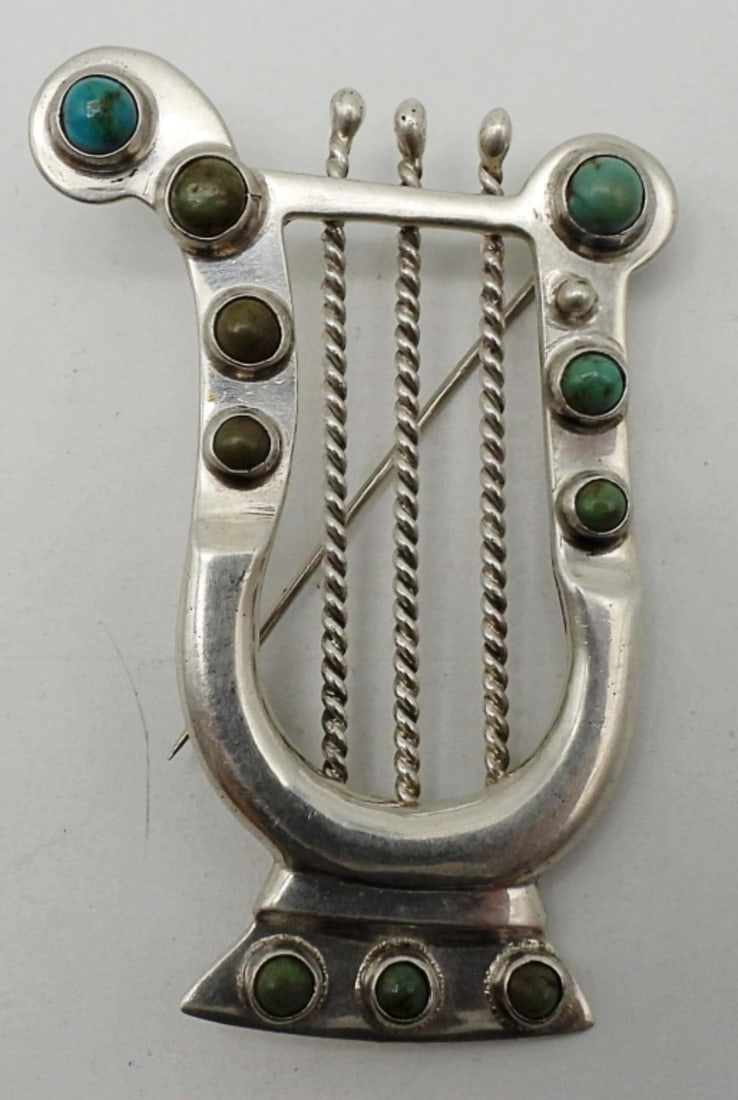 MEXICO SLIVER TRUQUOISE HARP BROOCH: 10DWT, 2 1/2IN LENGTH, STAMPED MEXICO SLIVER