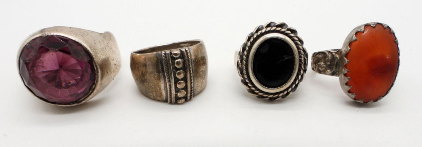 (4) VINTAGE STERLING RINGS: (1) MENS size 11 (1 of 4)