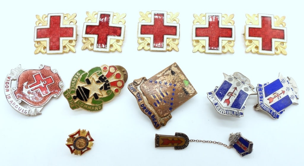 (10) ENAMEL SERVICE PINS / AWARDS / MEDALS: (2) ARMY 127th INFANTRY PINS(1) 32nd DIV, (1) LET THE DRUMS BEAT, (1) VIGOR IN ARDUIS, (1) SERVICE COMMAND & (5) RED CROSS PINS