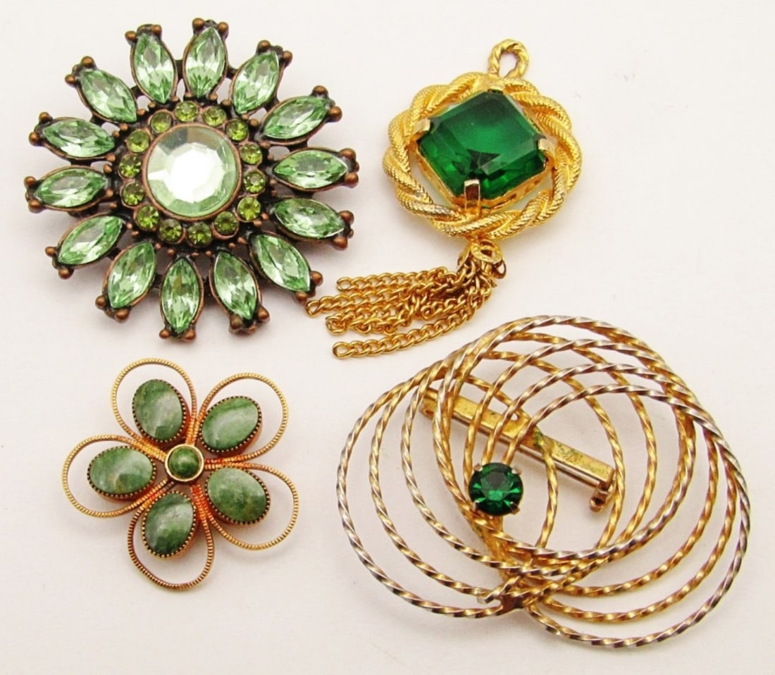 (4) Vintage Brooches/Pendants; (1 of 4)