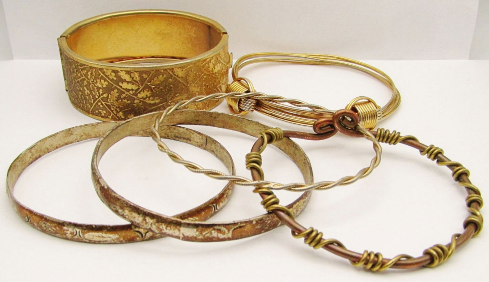 (6) VINTAGE BRACELET LOT (1 of 4)