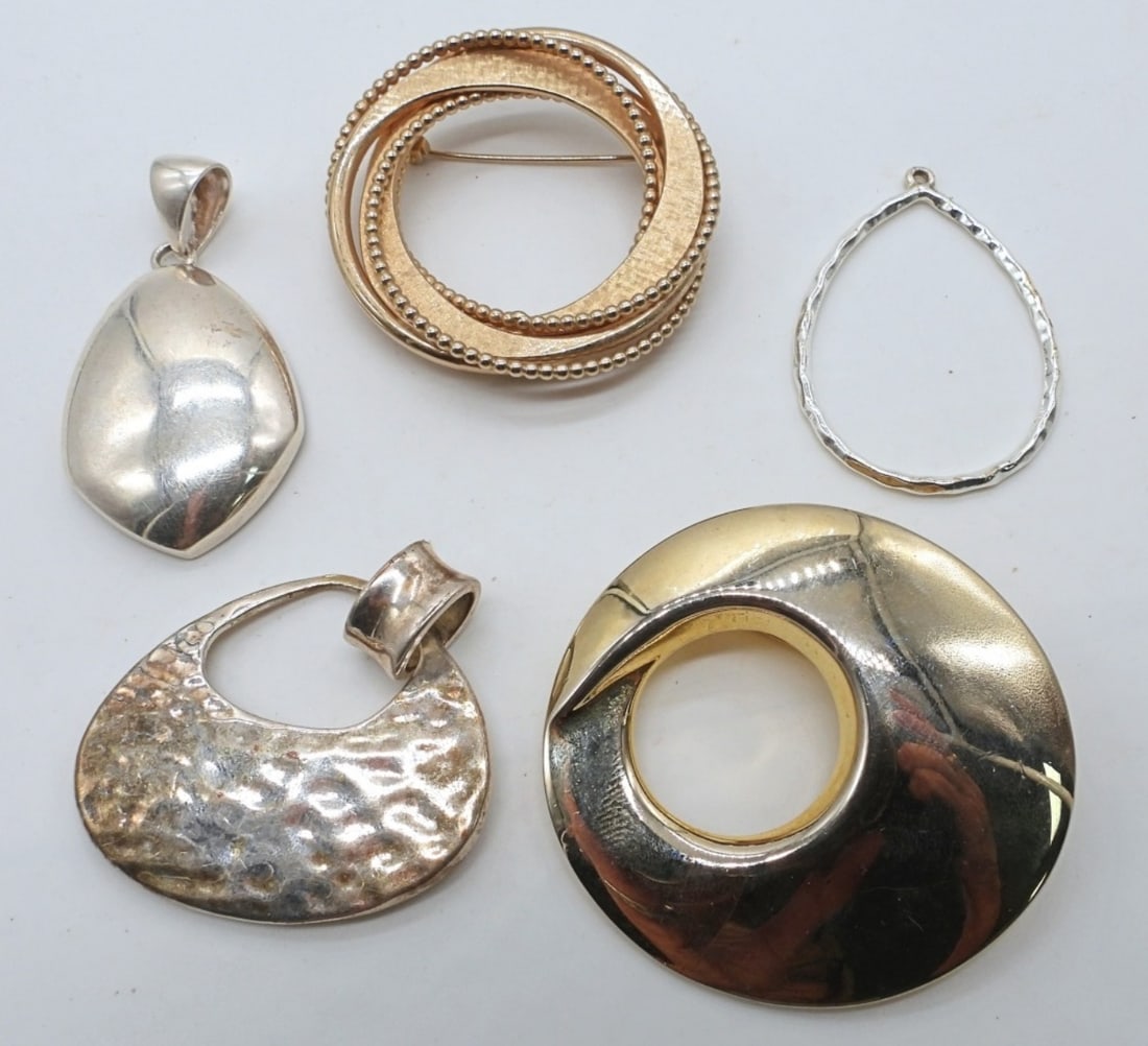 (5) SILVER TONE PENDANTS /PINS (1) 925: 3- TEAR DROP STYLE PENDANTS, ALL ABOUT 2IN IN SIZE, 2- CIRCLE PENDANTS/BROOCHES