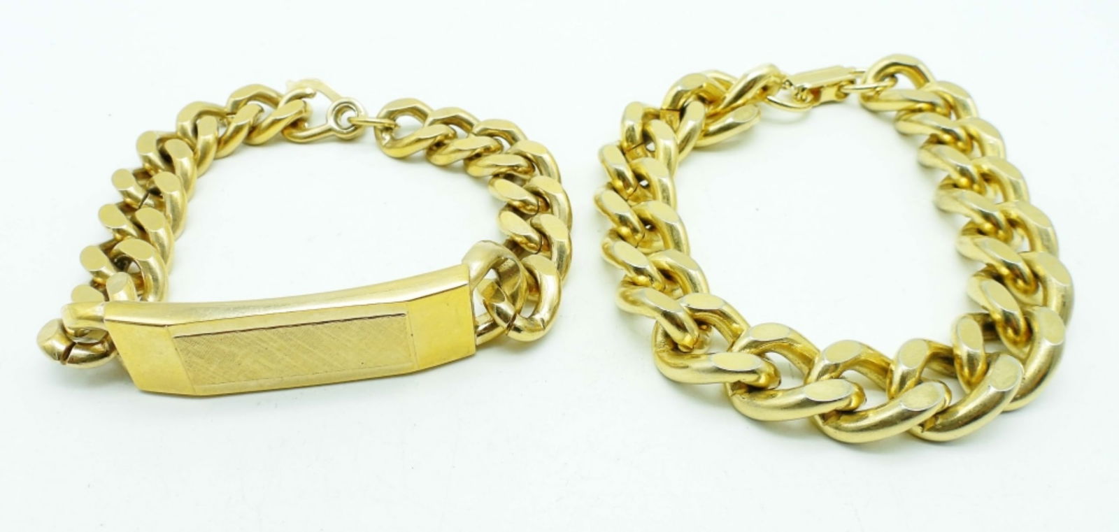 (2) MENS GOLDTONE CHAIN BRACELET (1 of 4)