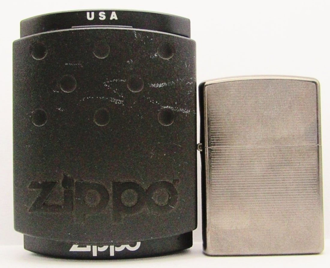 2005 Unfired Black ice Street Chrome Zippo (1 of 6)
