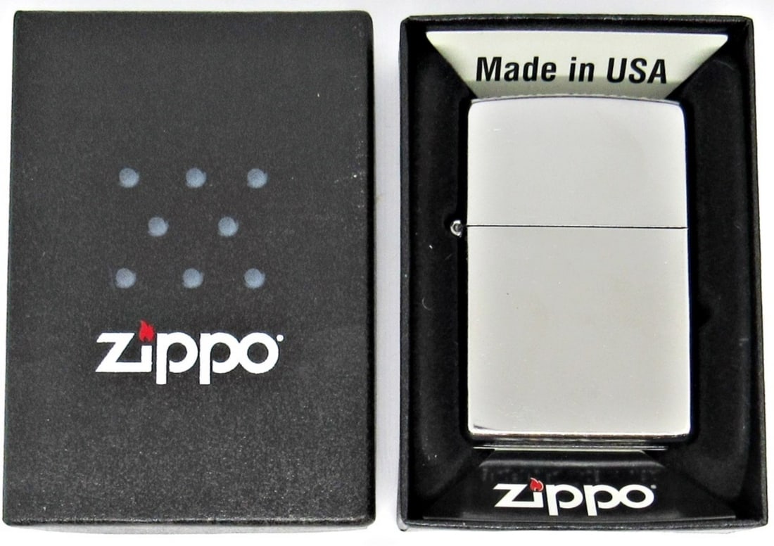 2013 SILVER TONE ZIPPO SEALED UNFIRED (1 of 4)