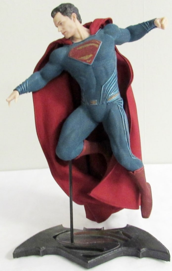 DC Collectible Batman VS Superman: Dawn of Justice (1 of 4)