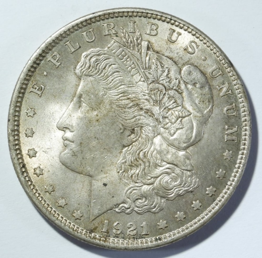 1921 MORGAN DOLLAR AU/BU (1 of 2)