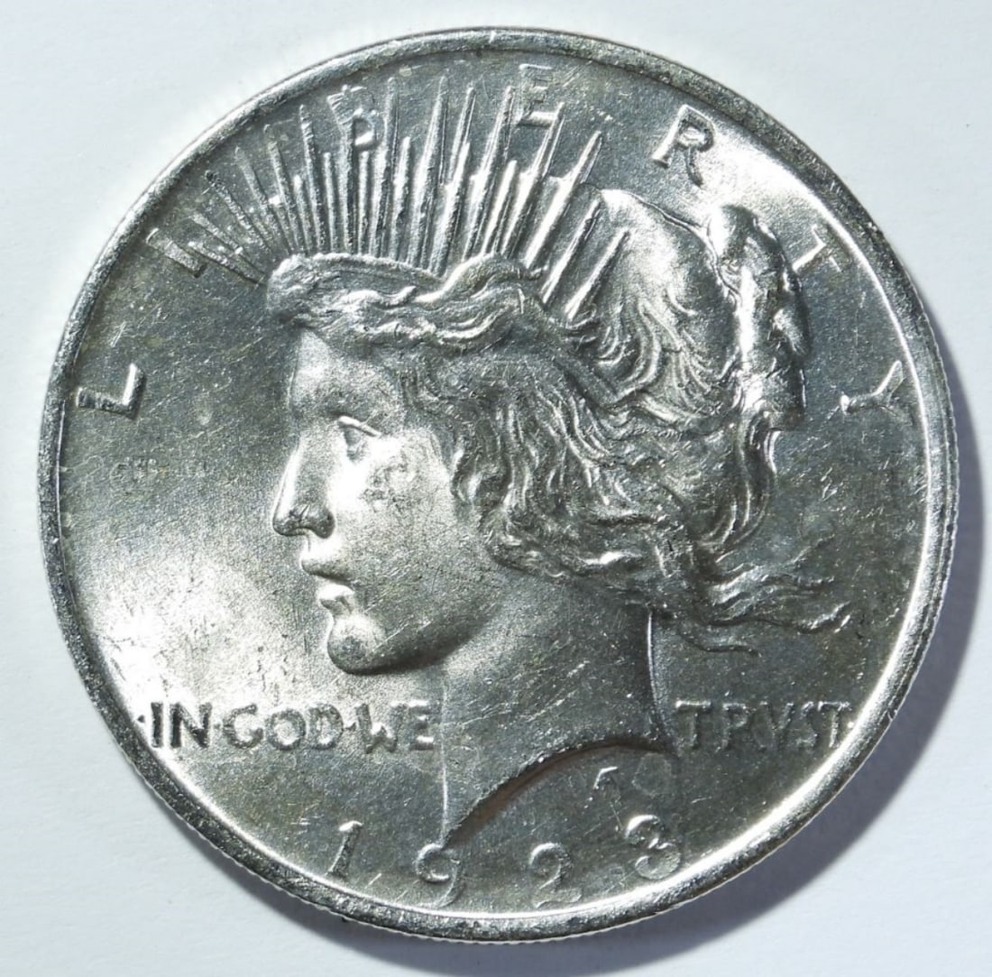 1923 PEACE DOLLAR BU (1 of 2)