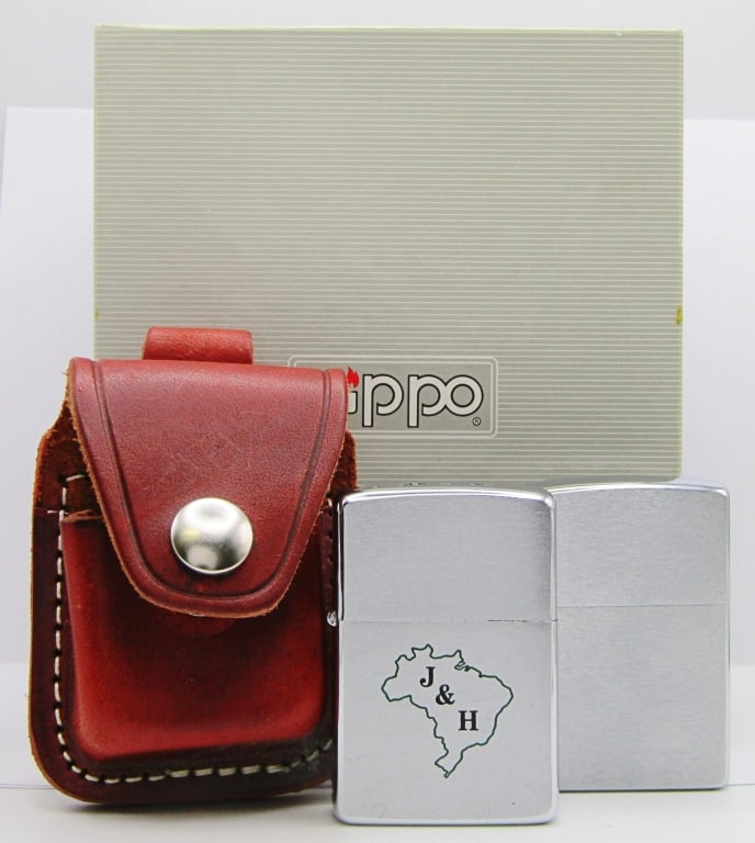 (2) Zippo Lighters in Gift BoxSet & Leather Holder (1 of 8)