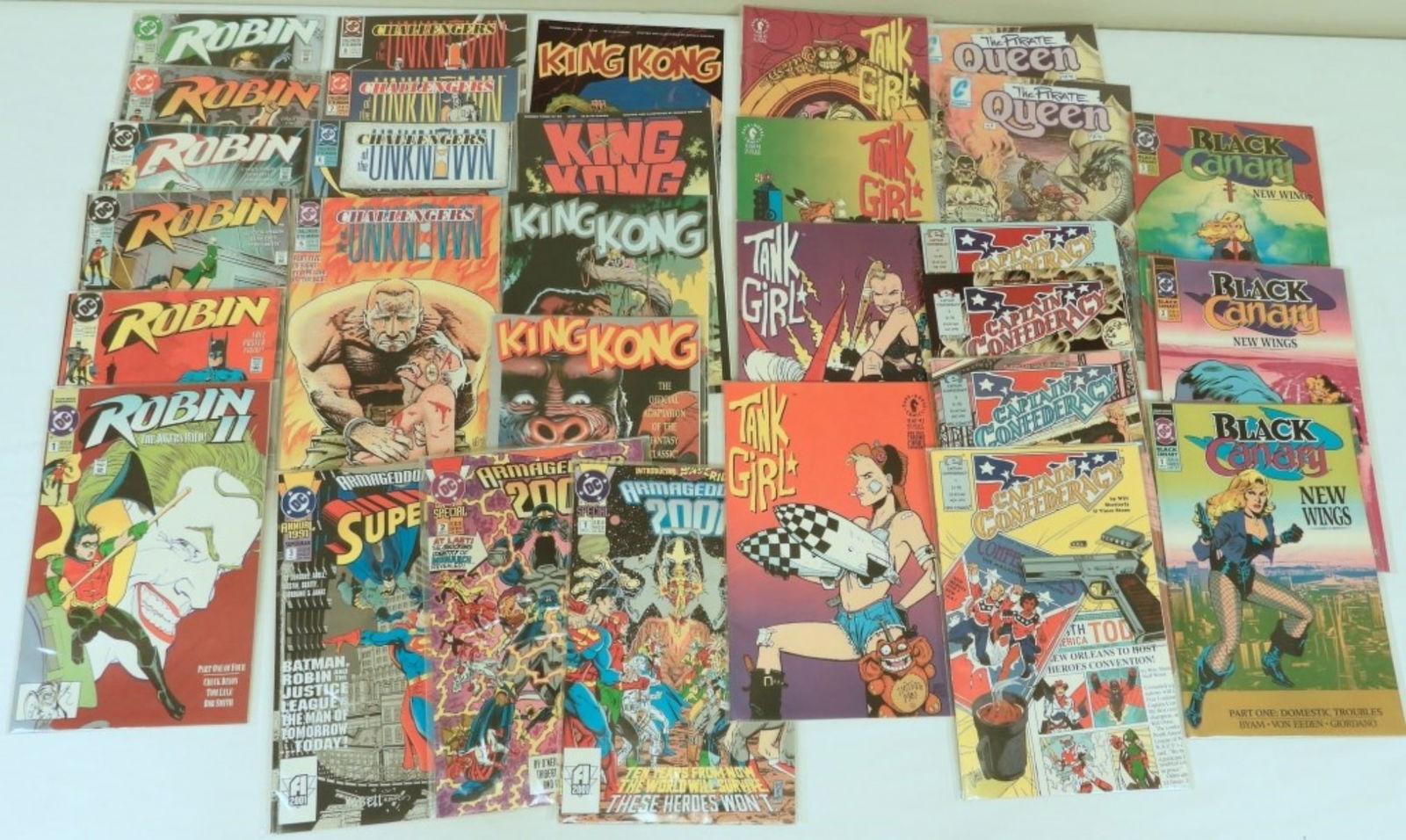 DC, DARK HORSE, EPIC COMIC LOT (1 of 4)