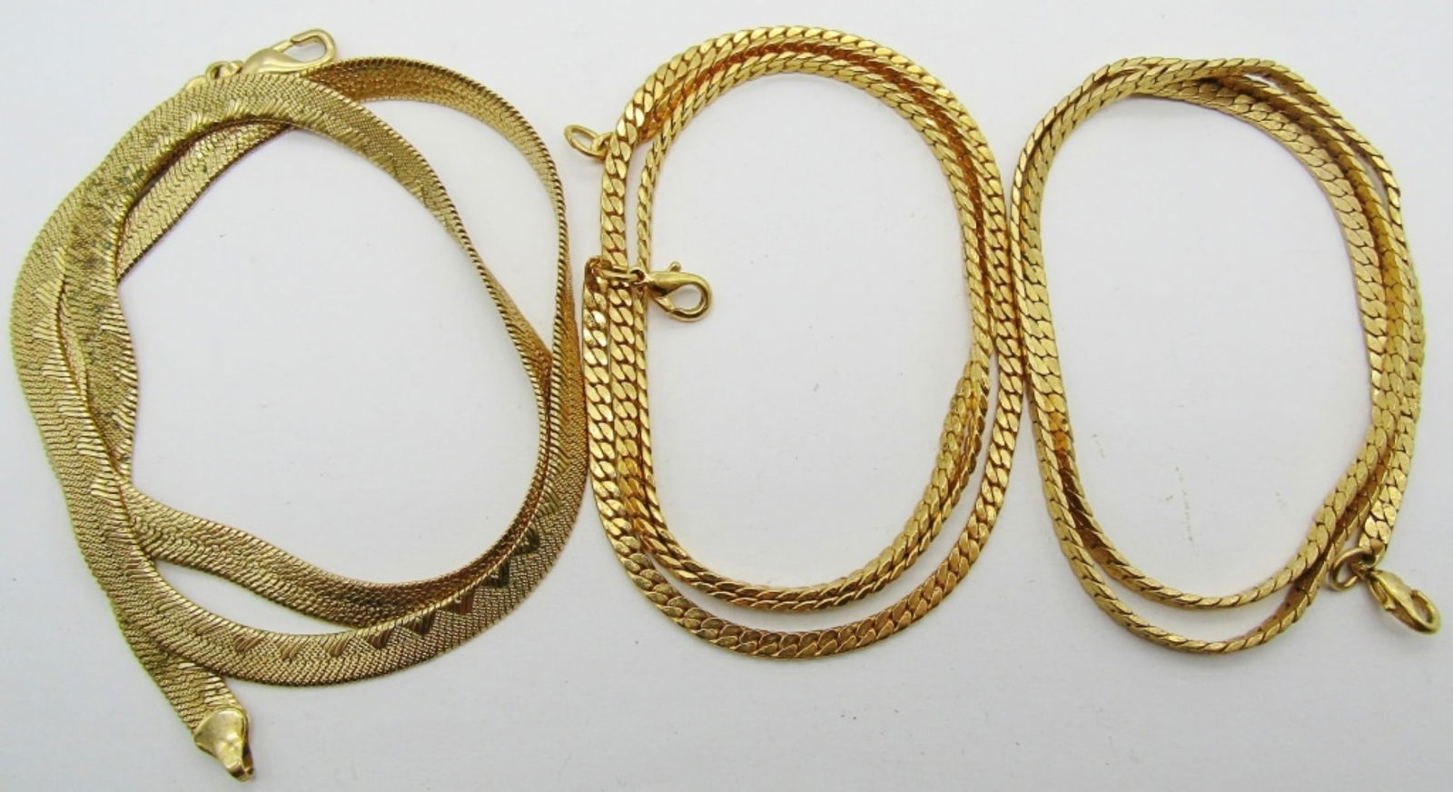 (3) GOLD TONE CHAINS NECKLACES (1 of 4)