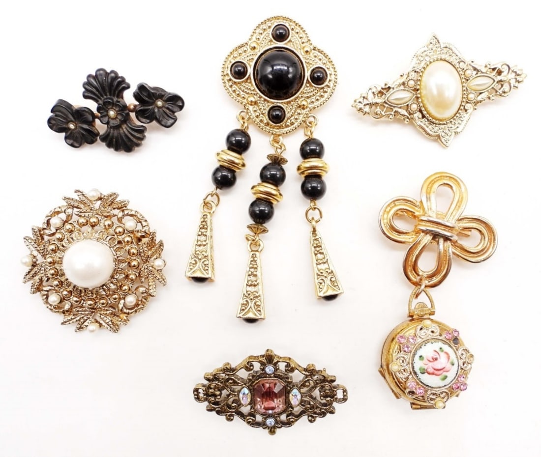 (5) VINTAGE BROOCHES (1 of 6)