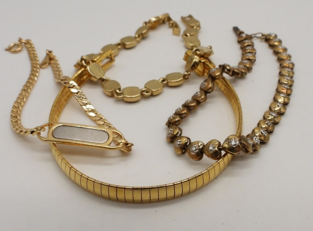 (4) WOMENS GOLD TONE BRACELETS (1 of 2)