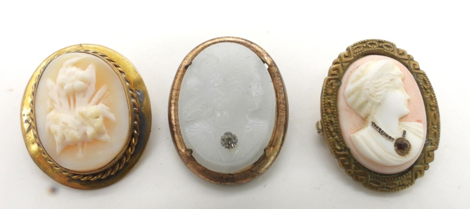 (3) WHITE CAMEO BROOCHES - C CLASP STYLE (1 of 6)