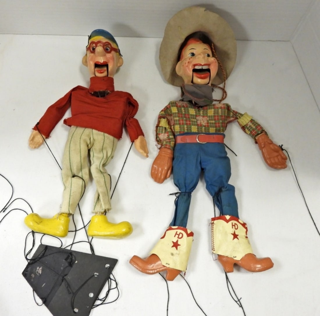 (2) VINTAGE MARIONETTE's FOR REPAIR: Peter Puppet Howdy Doody Marionette for Repair & Dilly Dally for Repair