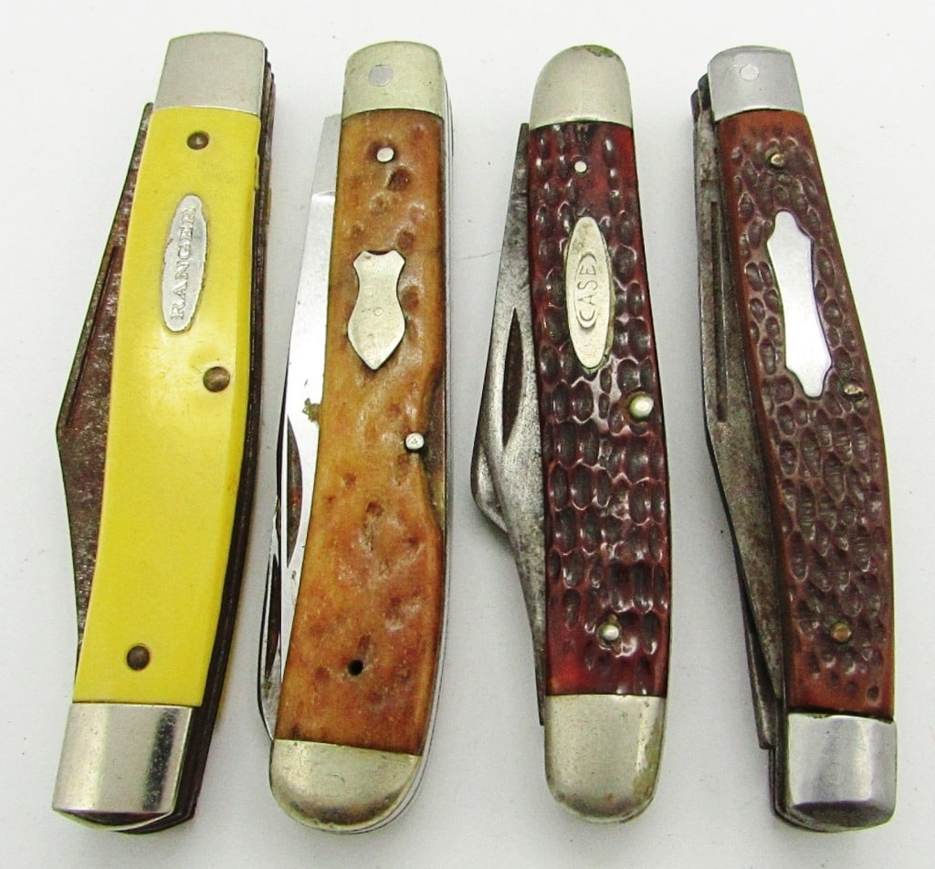(4) Vintage Folding Pocket Knives (1 of 10)