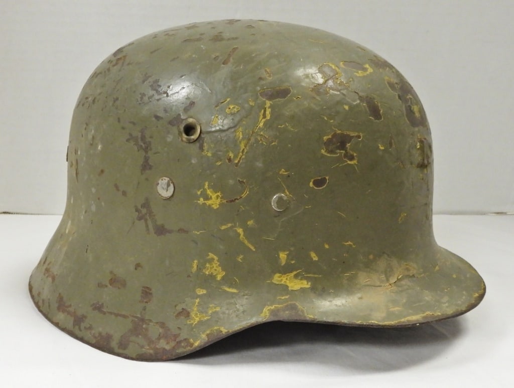 WWII MILITARY STEEL POT HELMET: NO MARKING INSIDE