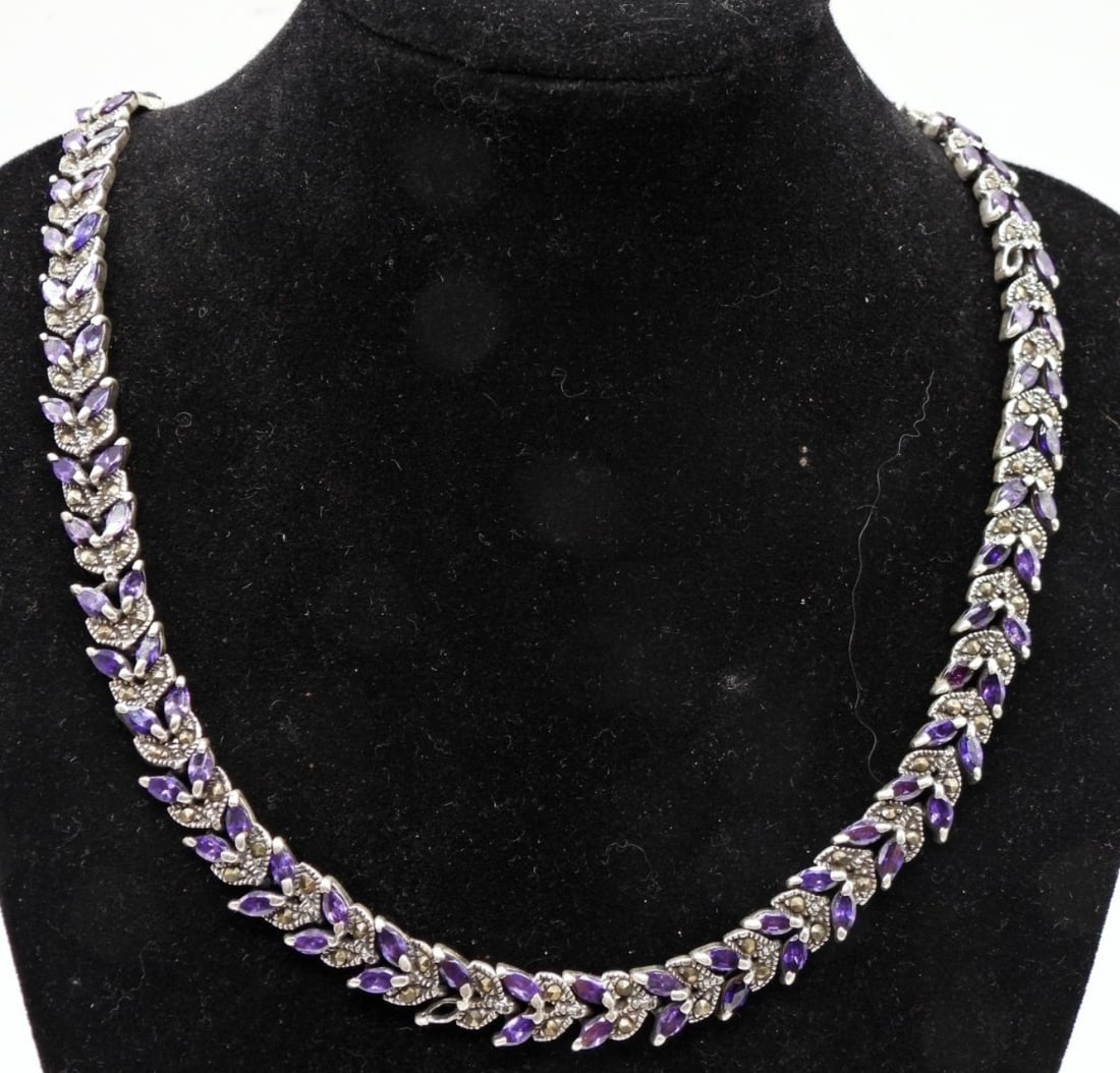 AMETHYST & MARCASITE STERLING NECKLACE: 29.3DWT, 16IN LONG WITH OPEN BOX CLASP (IS MISSING ONE STONE), STAMPED 925 INSIDE OF THE CLASP