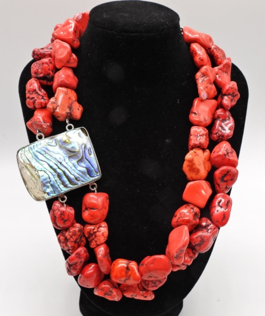 CORAL STATEMENT NECKLACE W/ABLONE PENDANT: 17 1/2IN LONG, STERLING HOOK CLASP STAMPED 925,RAW CHUNKS OF CORAL