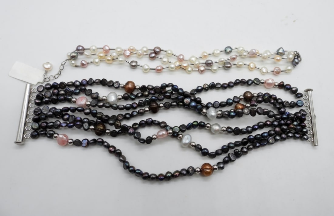 (2) PEACOCK AND NATURAL PEARL BRACELETS: 1-8 1/2IN LONG WITH STERLING BARS IN BETWEEN THE PEARLS AND CLASP, ADJUSTABLE, STAMPED 925 ON CLASP, 1- 8IN LONG WITH SOME STERLING BEADS AND SLIDER CLASP STAMPED 925 ON BAR