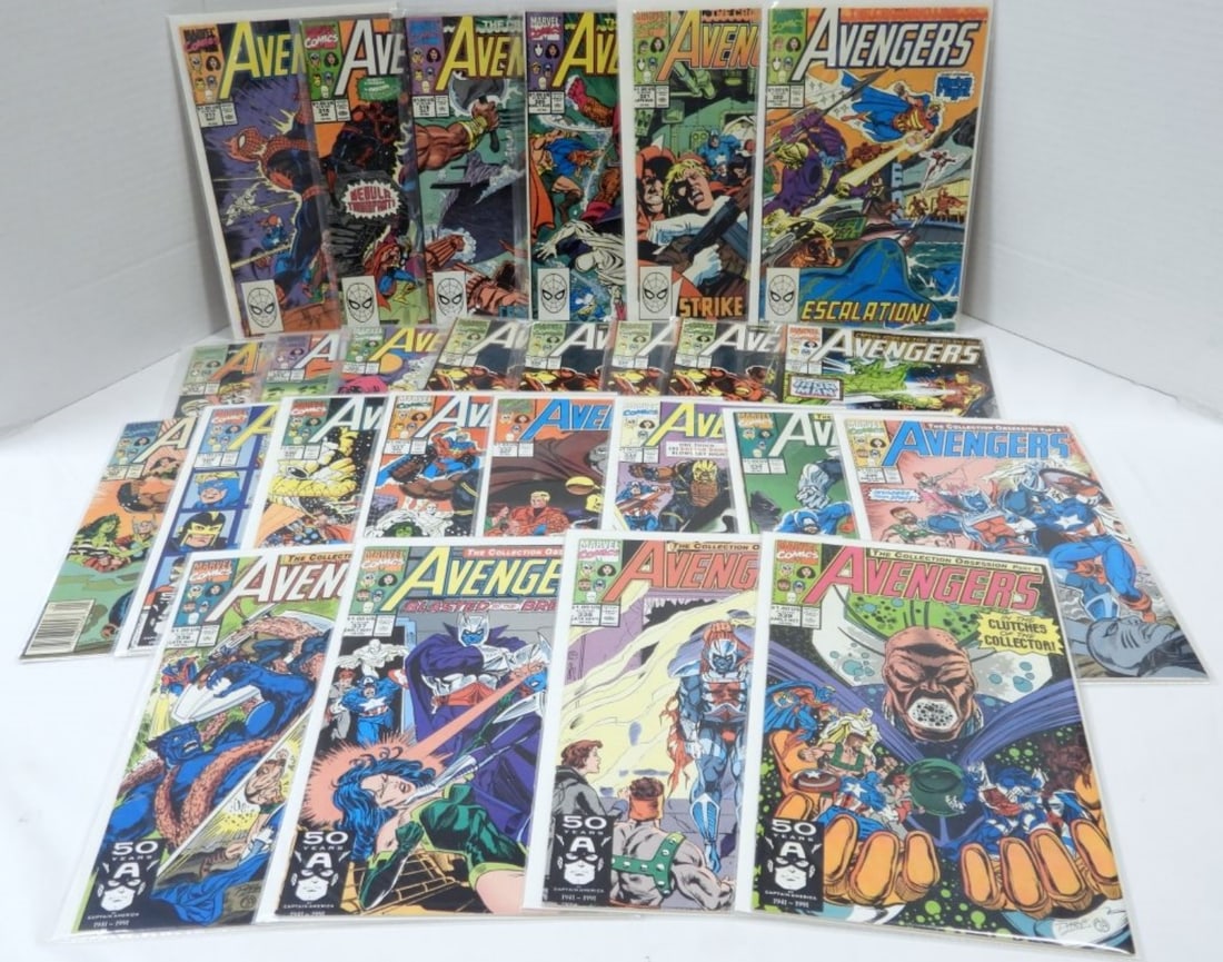 (26) MARVEL AVENGERS COMIC LOT (1 of 4)