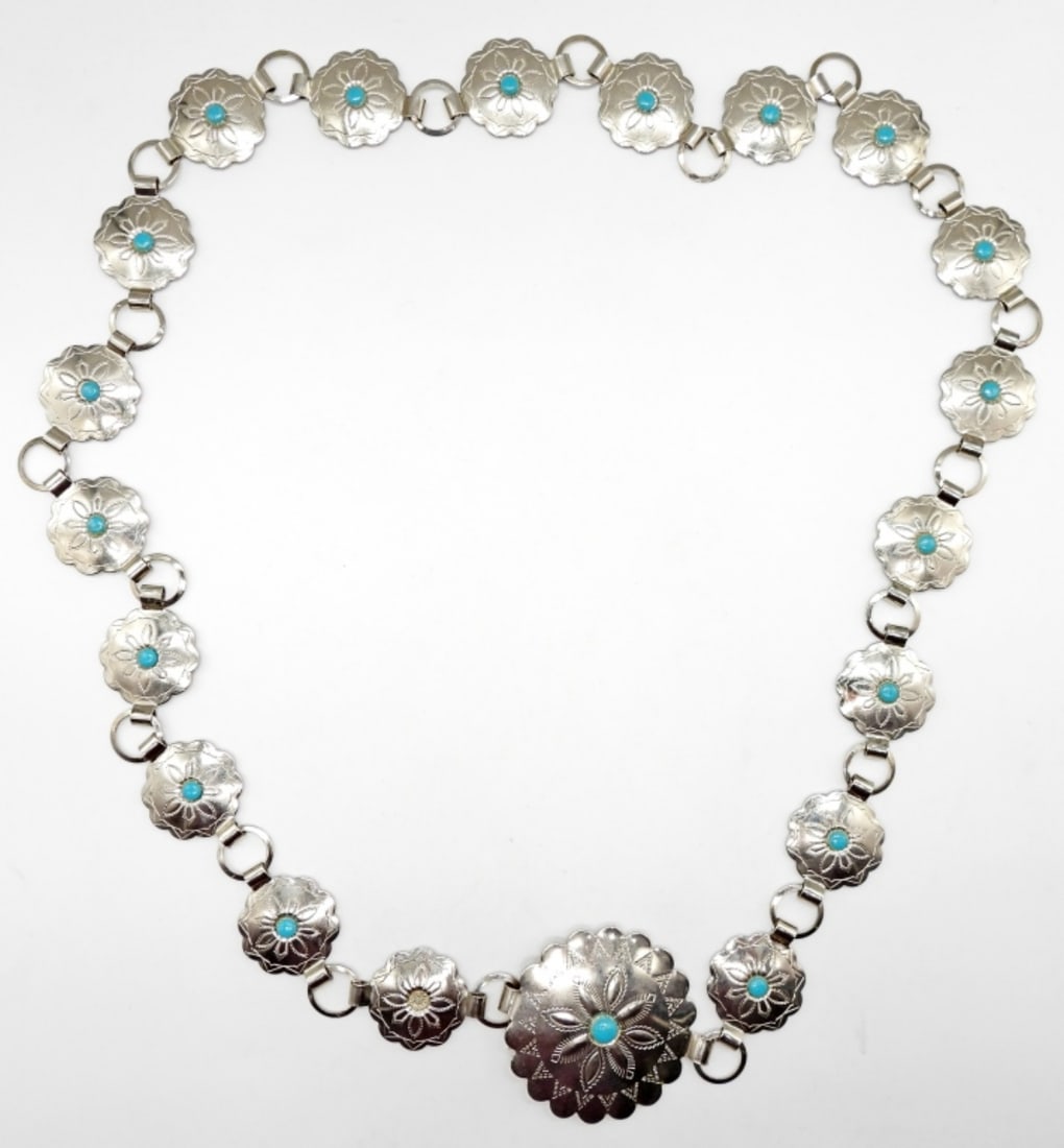 SOUTHWEST STYLE SILVER TONE CONCHO BELT (1 of 3)