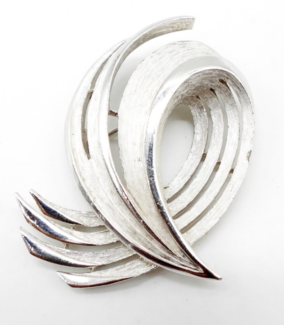 TRIFARI SILVER TONE SWIRL BROOCH: 2.25" SIGNED ON BACK