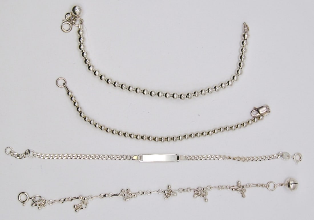 (4) STERLING CHILDREN'S BRACELETS: 7.4DWT, 2-5IN LONG, 1 5 1/2IN LONG, 1- 6 IN LONG STAMPED 925 ON THE CLASPS