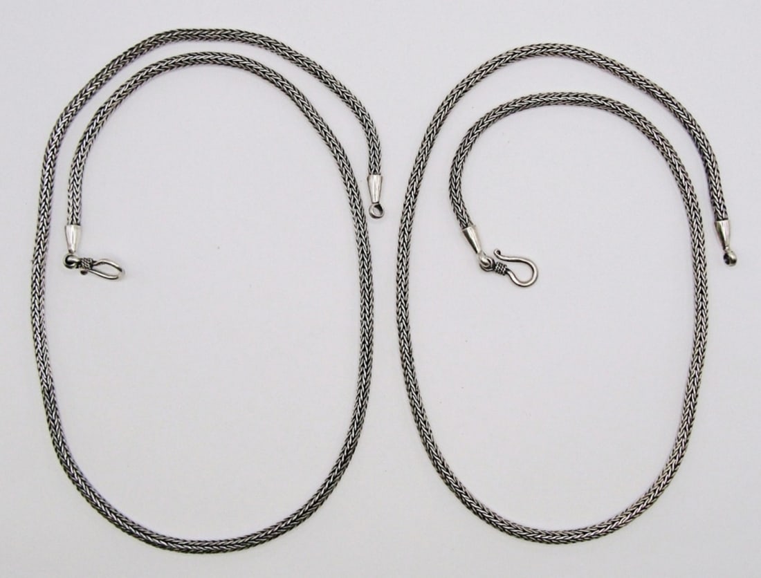 (2) FOXTAIL STERLING CHAINS: 27DWT, 1- 19 1/2IN LONG 1-18IN LONG, HOOK CLASP STAMPED 925 ON THE HOOK