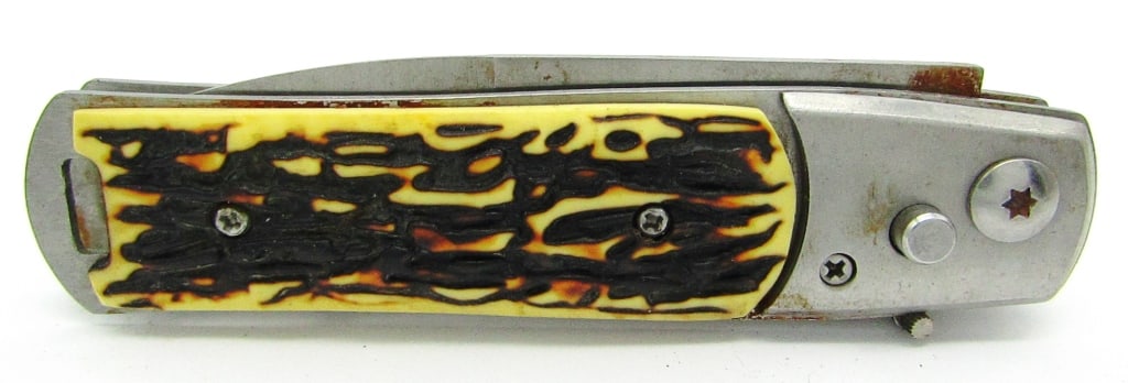 Vintage Push Button Pocket Knife: 440 Stainless China; Works!