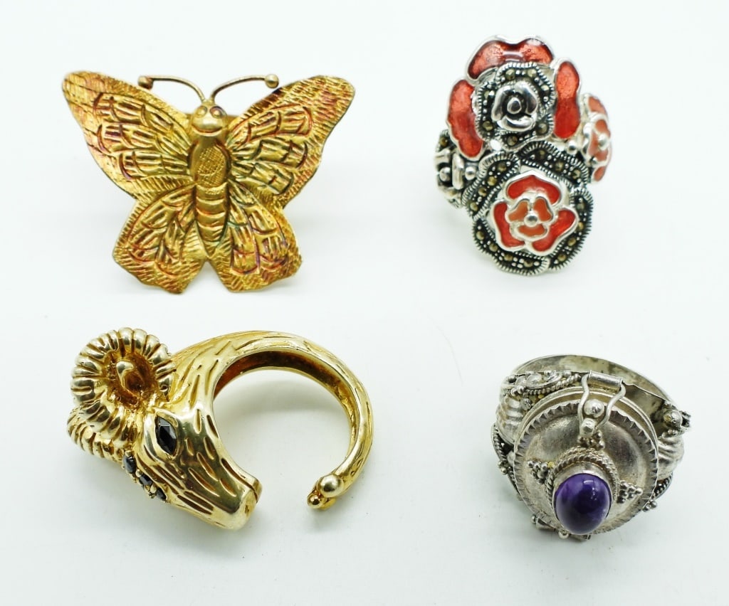 (4) UNQUIE STERLING RINGS (1 of 4)