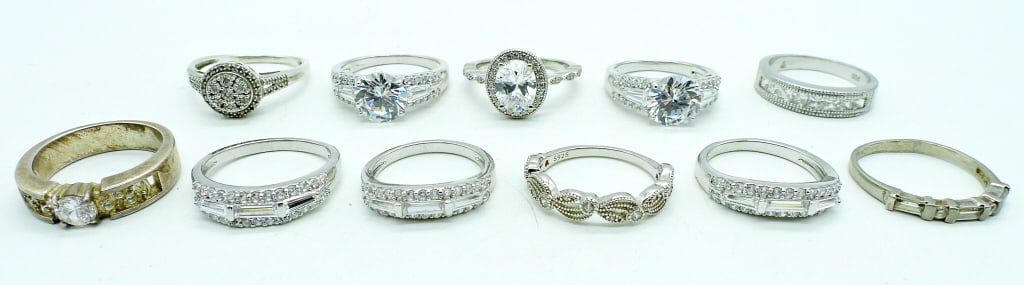 (11) CLEAR STONE WOMENS RINGS (1 of 8)