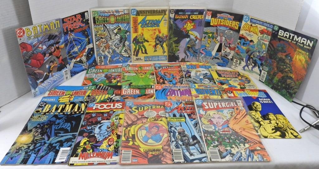 (2) DC COMICS - GREEN LANTERN, SUPERMAN (1 of 2)