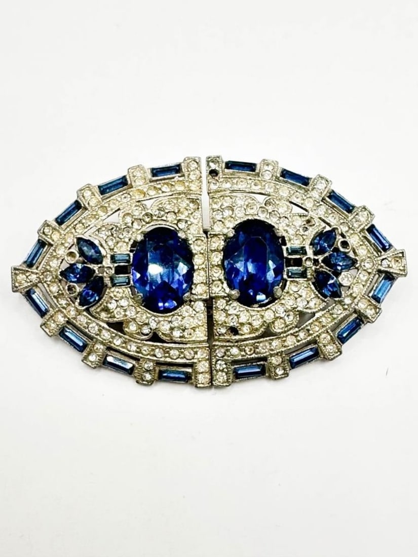 LARGE STONE CLIP BROOCH (1 of 2)
