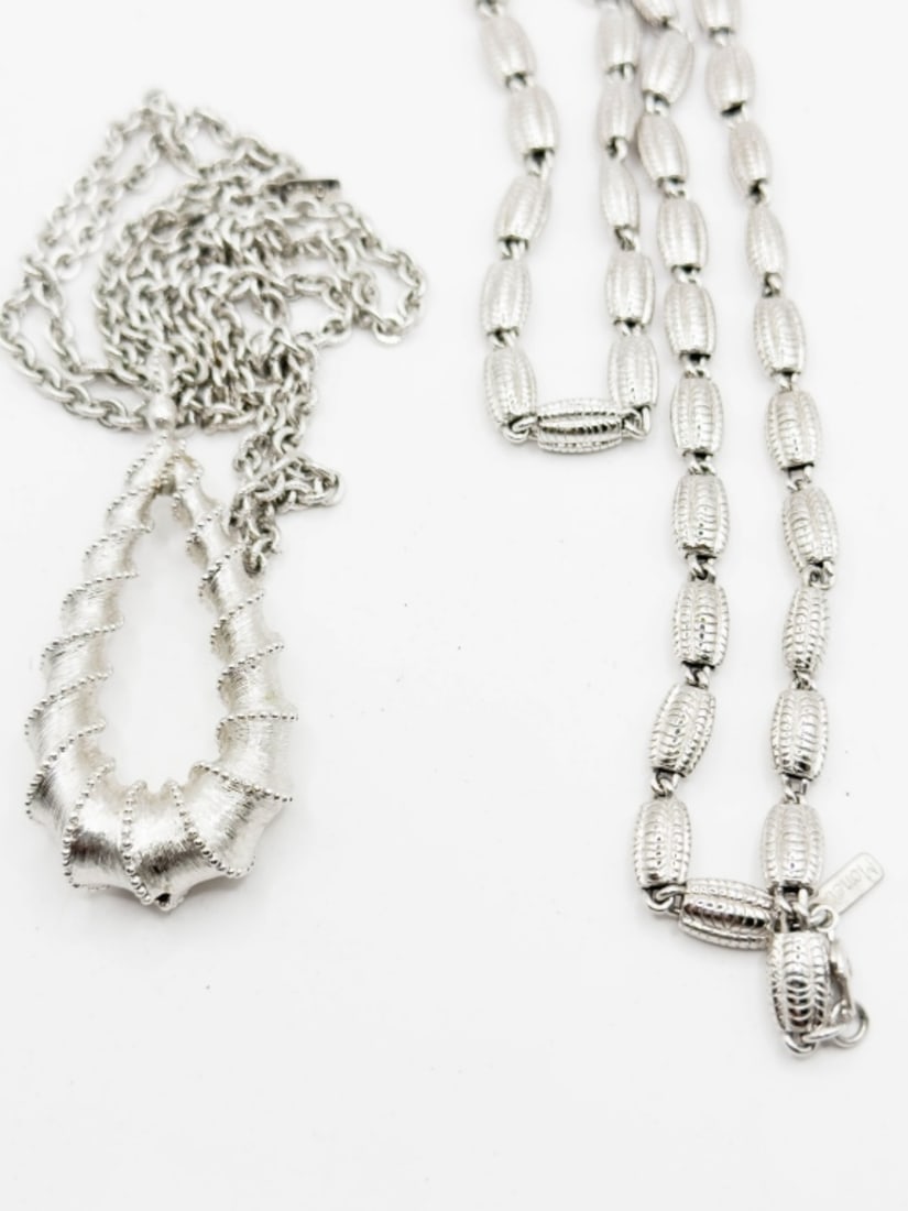 2 MONET NECKLACES: 2 SIGNED MONET NECKLACES IN SILVER TONES , AMAZING