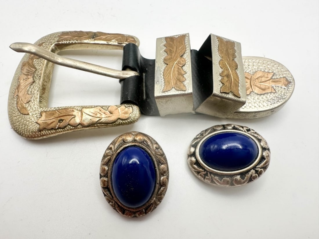 BELT BUCKLE +: BELT BUCKLE +