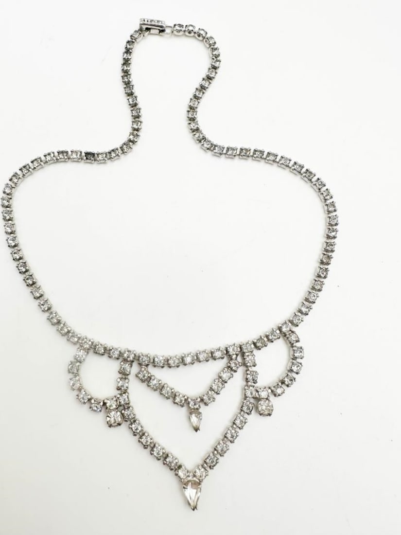 KRAMER STONE NECKLACE (1 of 3)