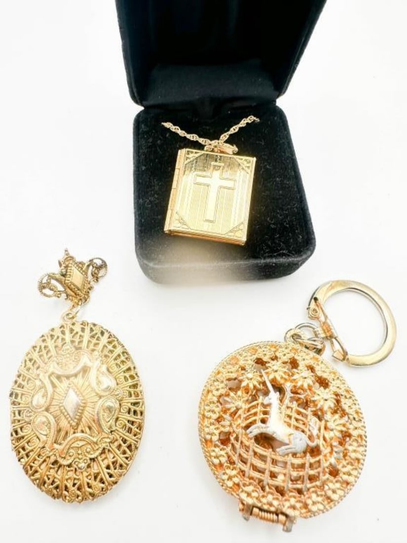 LOCKETS AND MORE: LOCKETS AND MORE