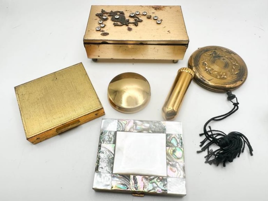 CASES COLLECTION: CASES AND COMPACTS AND PILL BOX COLLECTION