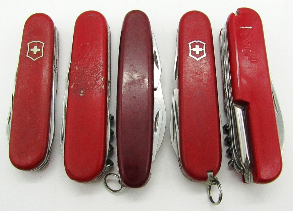 (5) Vintage Multi-Tool/Blade Pocket Knives (1 of 4)