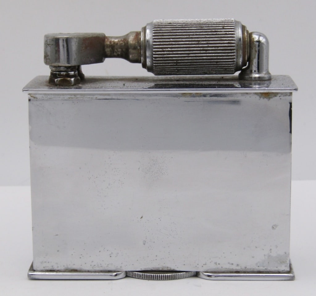 VINTAGE McMURDO TABLE LIGHTER (1 of 6)