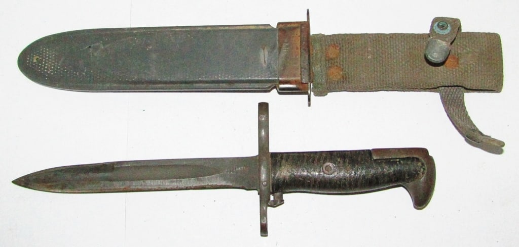 M1 Garand Bayonet With USN MK2 Scabbard: 11" Overall Length for Bayonet, Scabbard Marked "USN Mk2 Nord - 4723 B.M.Co. vp"; Both Used Conditions.