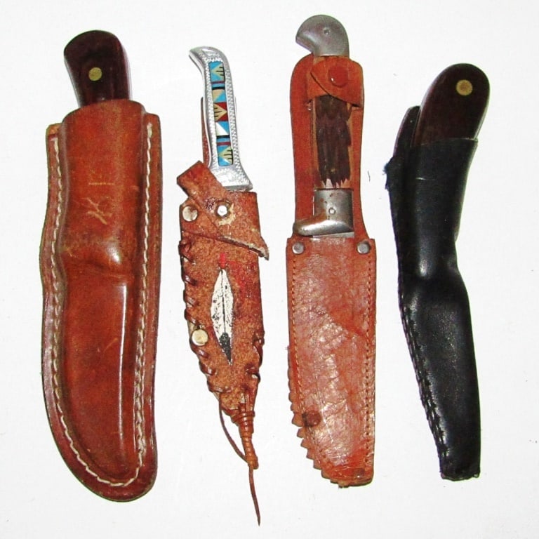(4) Vintage Fixed Blade Knives With Sheaths (1 of 5)